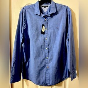 NEW With TAGS!!! Men’s XL TOMMY HILFIGER Button-down.